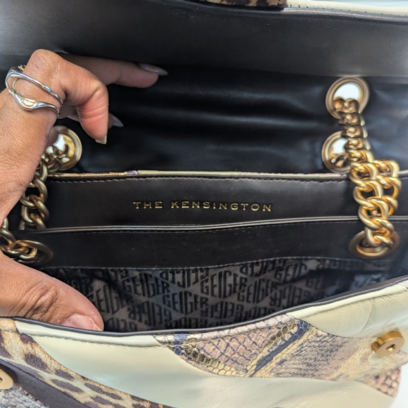 Kurt Geiger Multicolor Striped Shoulder Bag with Gold Chain - Picture 2 of 3